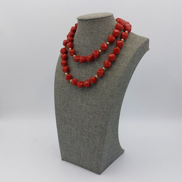 Red Beaded Necklace Resin Gold Toned Separator Beads Hidden Barrel Clasp 28" - Picture 2 of 8